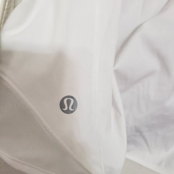 Lululemon Hotty Hot Shorts - Picture 10 of 12